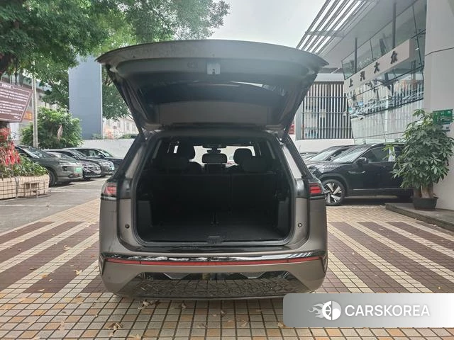 Volkswagen Tourang id 4307663 из Китая 9