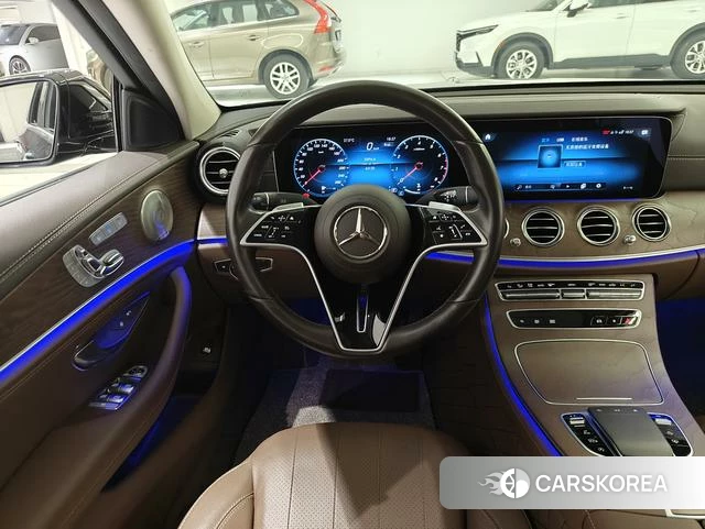 Mercedes-Benz E-class id 4264949 из Китая 13