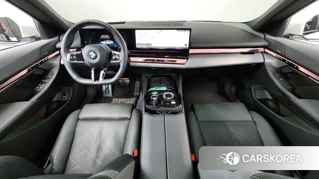 BMW 5 Series (G60) id 3684691 из Кореи 17