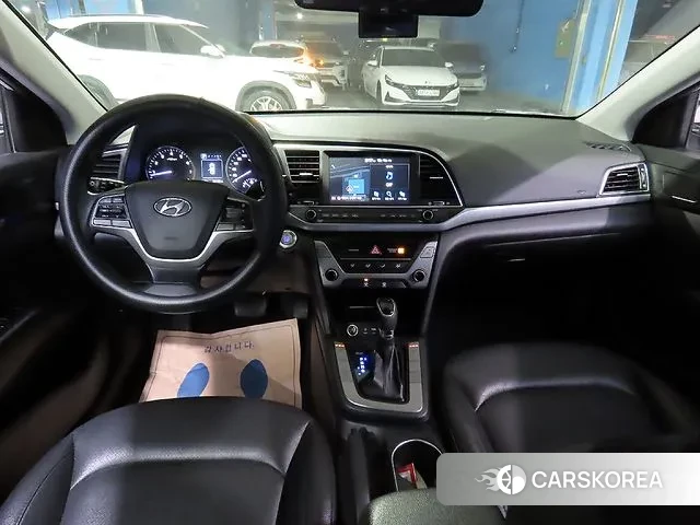 Hyundai Avante AD id 3476756 из Кореи 17