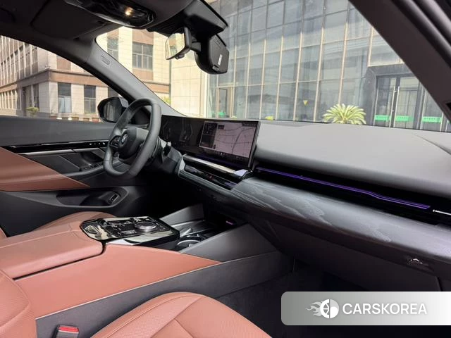 BMW 5 series id 4277866 из Китая 16