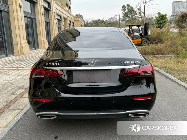 Mercedes-Benz E-class id 4263559 из Китая 7