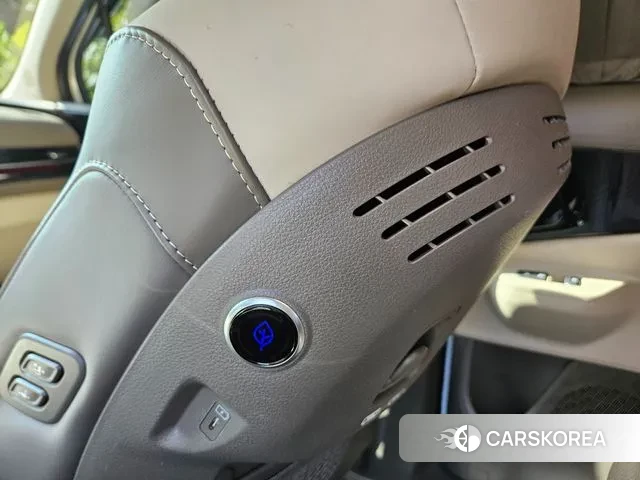 Kia The New Carnival 4th Generation id 3338577 из Кореи 17