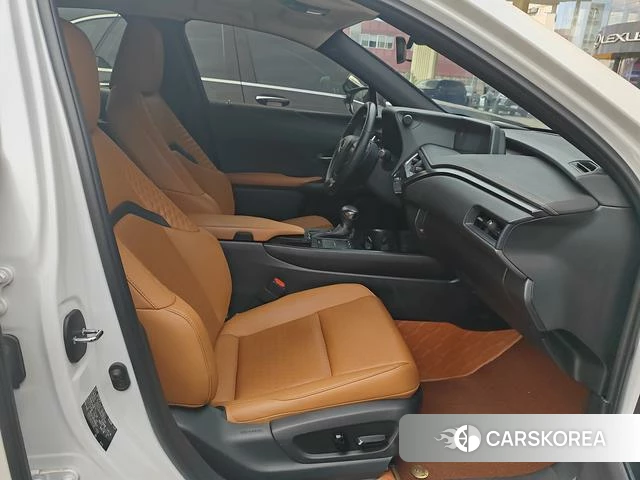 Lexus UX id 4261866 из Китая 15