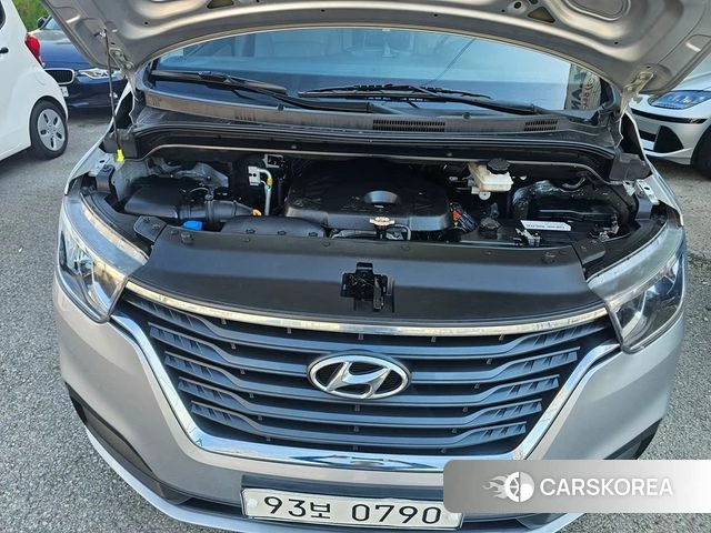 Hyundai The New Grand Starex id 4448256 из Кореи 17