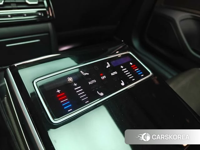 Audi A8 id 4208913 из Китая 19