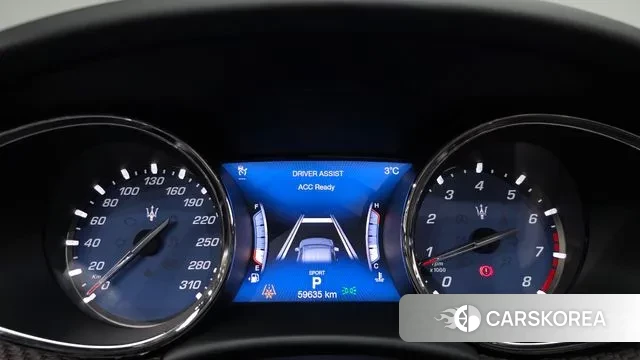 Maserati Quattroporte id 3530301 из Кореи 17