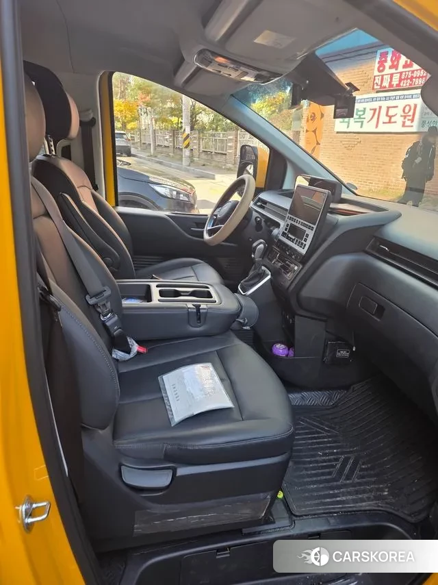 Hyundai Staria id 3327354 из Кореи 7