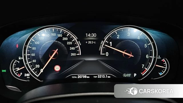 BMW 5 Series (G30) id 4587405 из Кореи 31