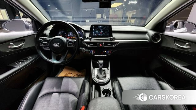 Kia Come New K3 id 3808360 из Кореи 17