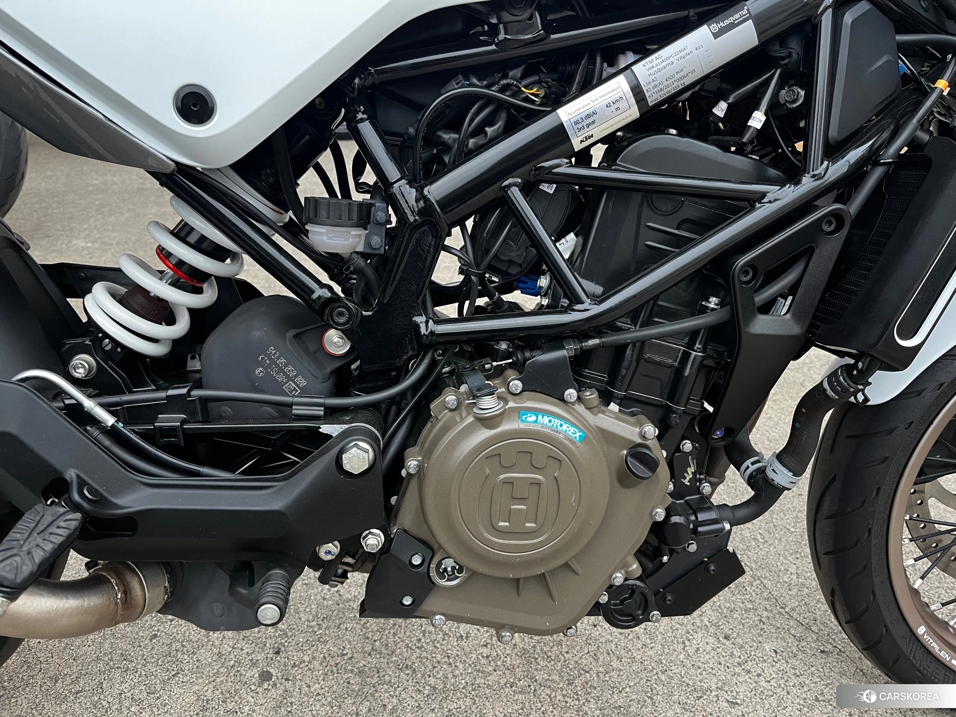 Husqvarna VITPILEN 401 id 4374292 из Японии 7