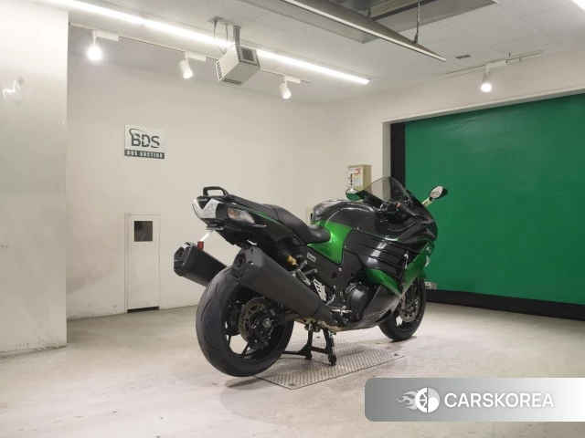 Проданный Kawasaki ZX-14R NINJA ABS 2017 из Японии, фото 5