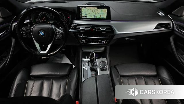 BMW 5 Series (G30) id 3900059 из Кореи 17
