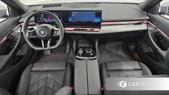 BMW 5 Series (G60) id 3745012 из Кореи 17