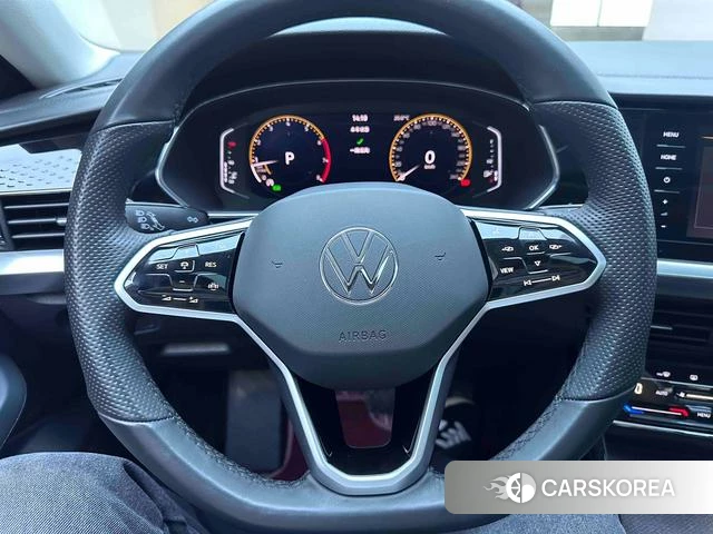 Volkswagen Passat id 4264681 из Китая 21