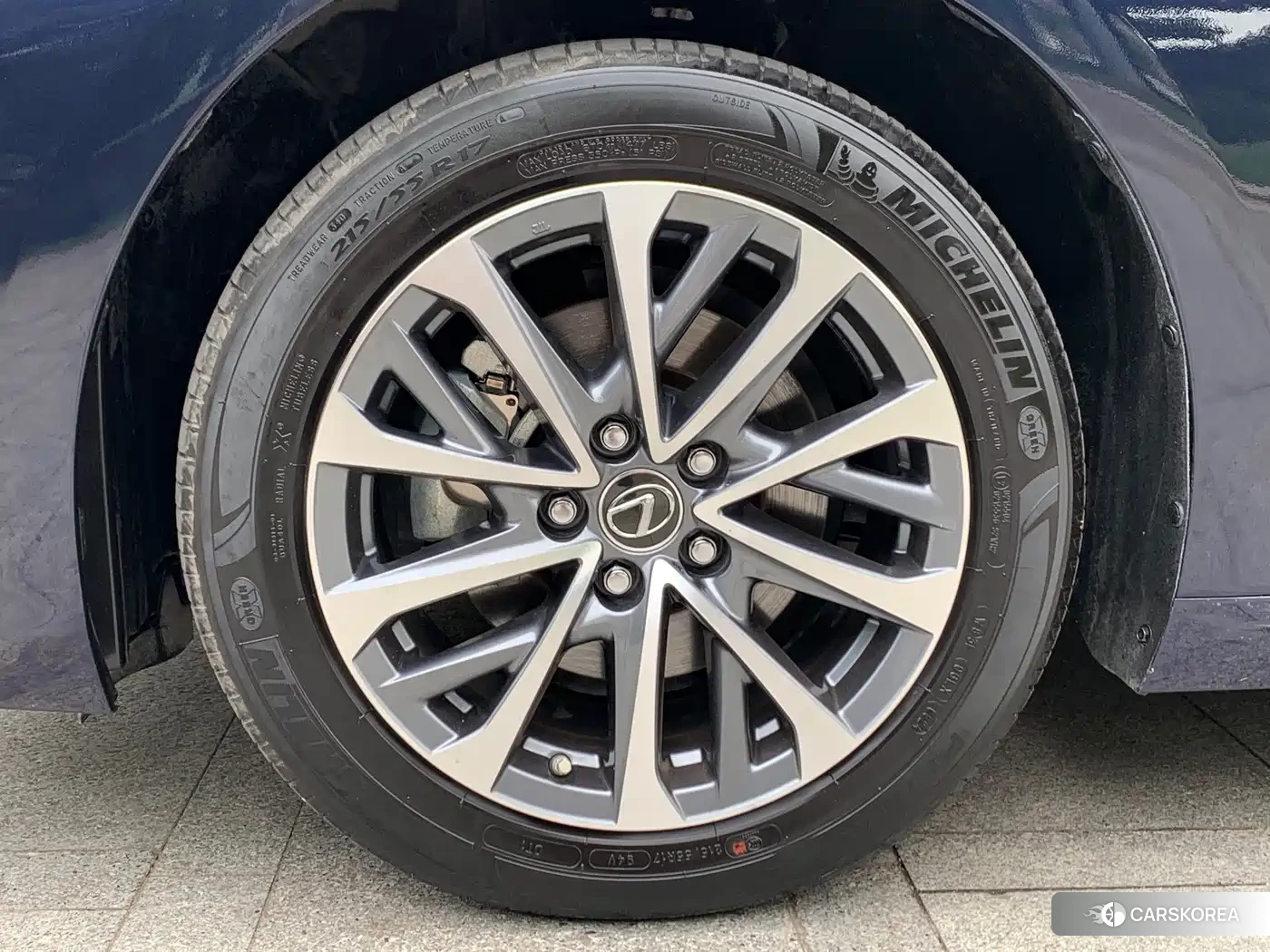 Lexus ES id 4629735 из Китая 13