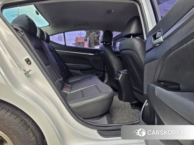 Hyundai The New Avante AD id 3573907 из Кореи 8