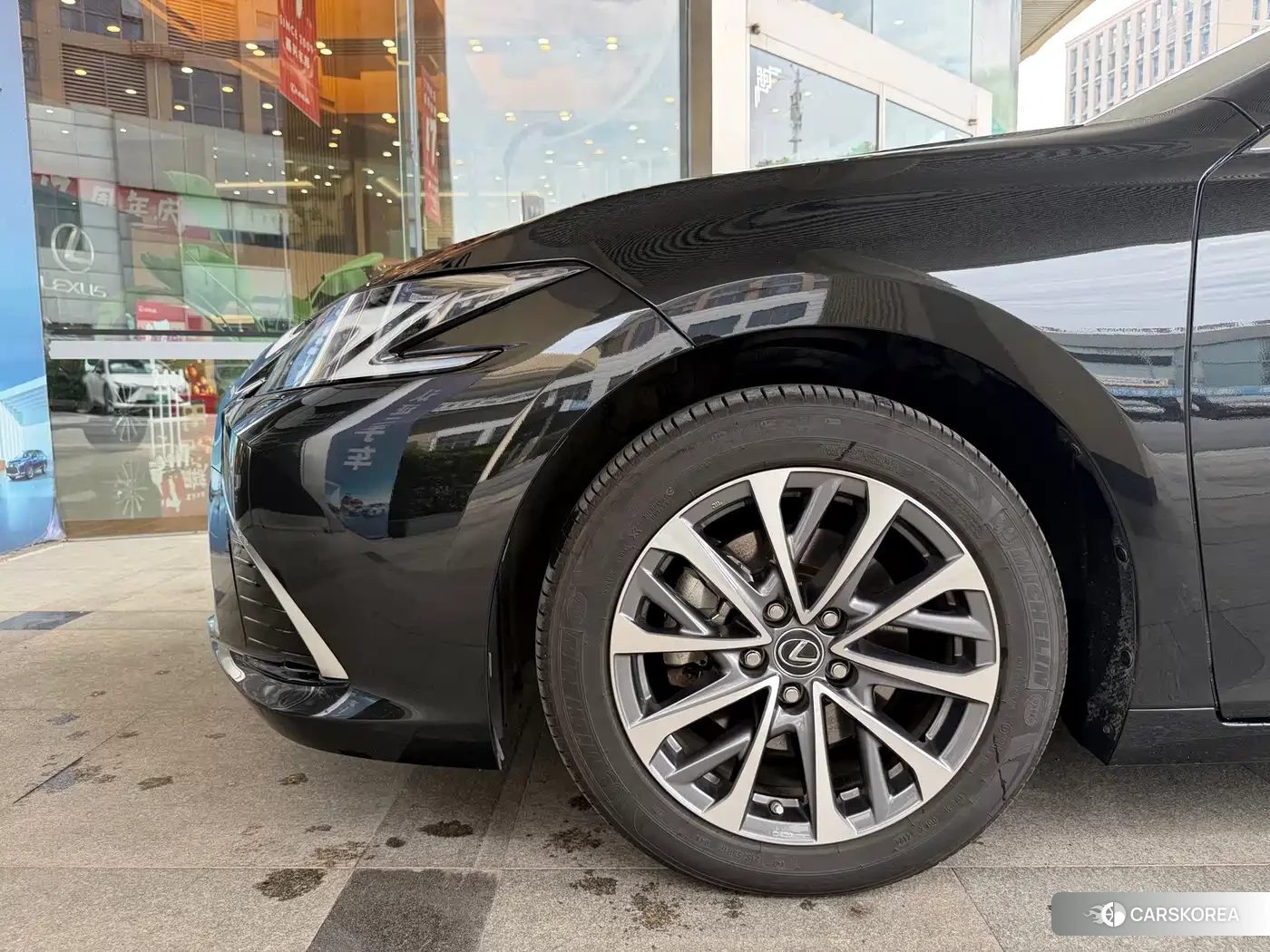 Lexus ES id 4622546 из Китая 7