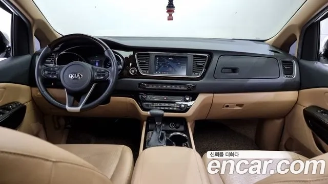 Kia The New Carnival id 2876842 из Кореи 17