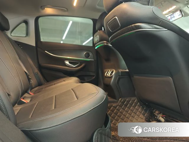 Mercedes-Benz E-class id 4238644 из Китая 11