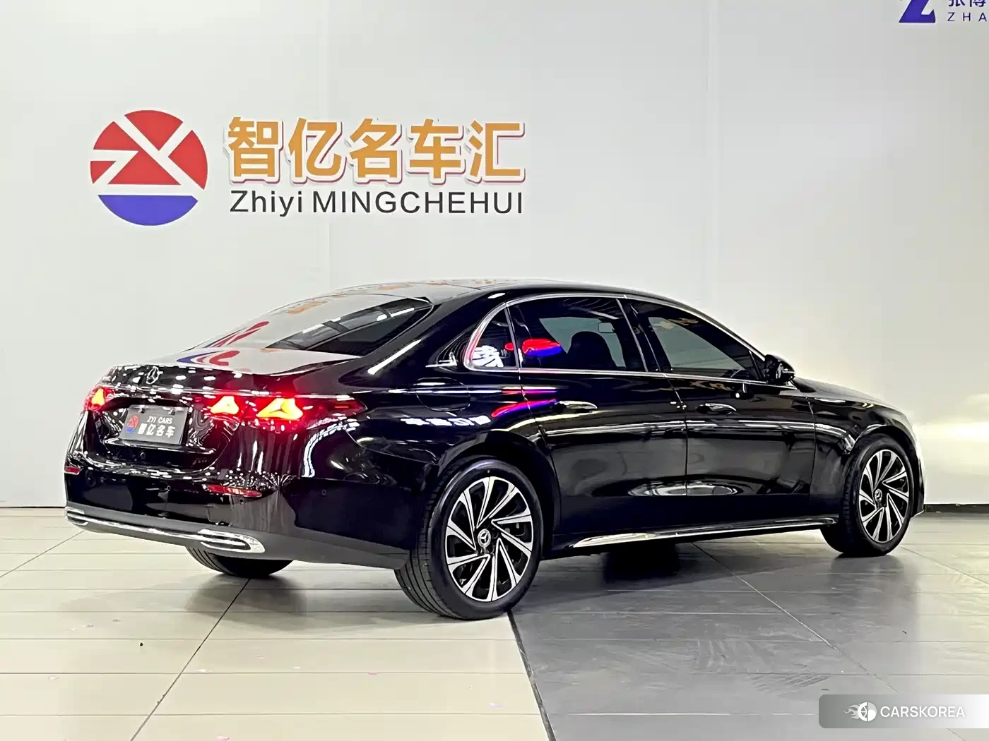 Mercedes-Benz E-Class id 4547618 из Китая 11