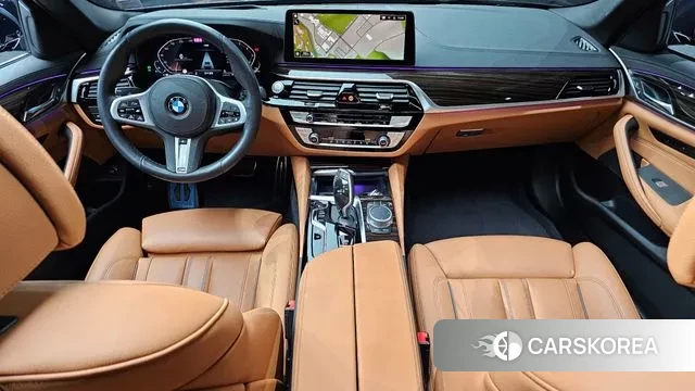 BMW 5 Series (G30) id 3493535 из Кореи 17