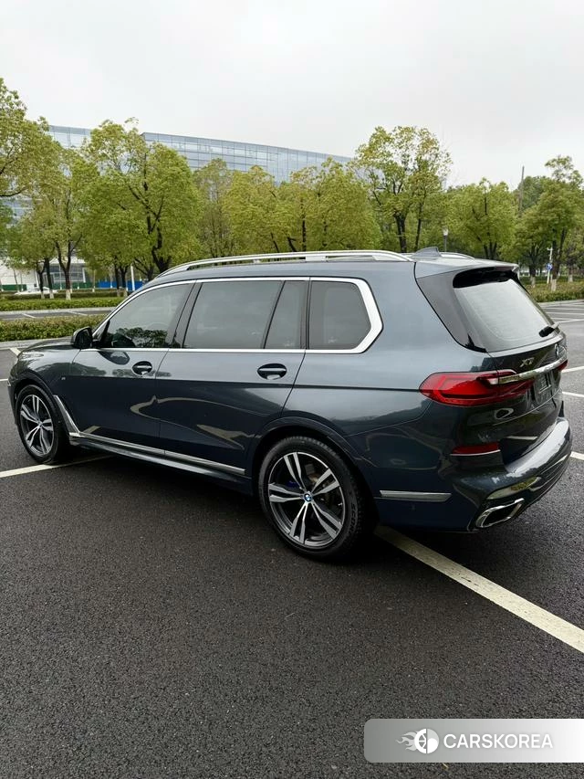 BMW X7 id 4265596 из Китая 21