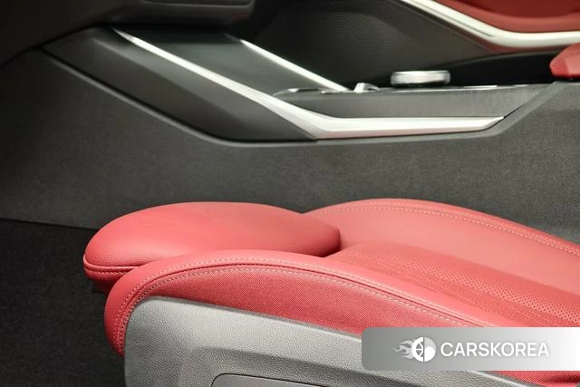 BMW 3 series id 4254608 из Китая 34