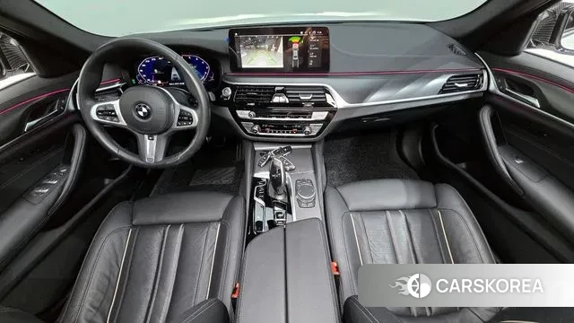 BMW 5 Series (G30) id 2968961 из Кореи 17