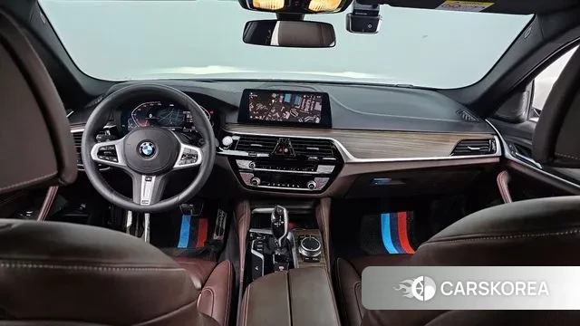 BMW 5 Series (G30) id 2891191 из Кореи 17