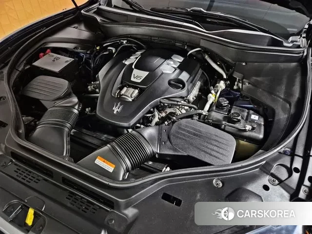 Maserati Levante id 3517210 из Кореи 17