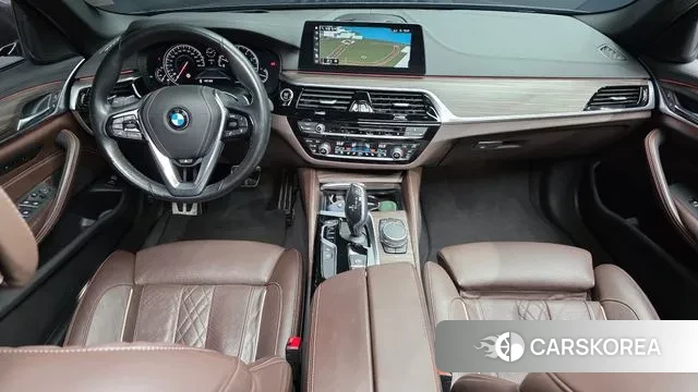 BMW 5 Series (G30) id 3552965 из Кореи 17