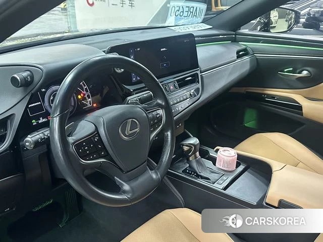 Lexus ES id 4279271 из Китая 17