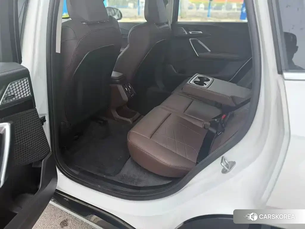 BMW X1 id 4628007 из Китая 14