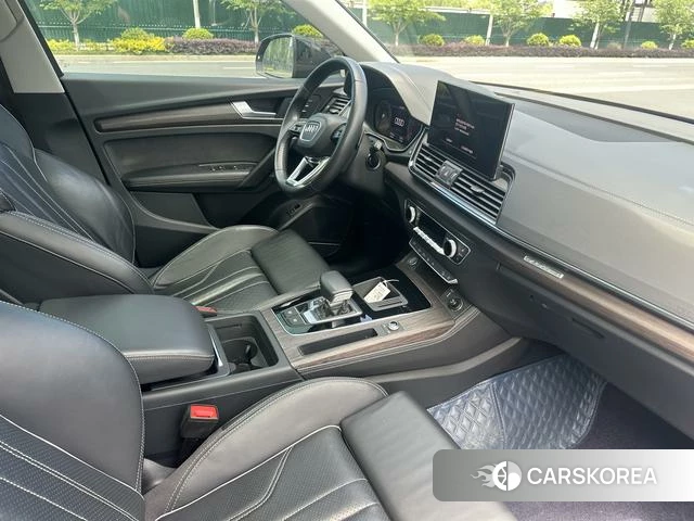 Audi Q5L id 4301098 из Китая 7