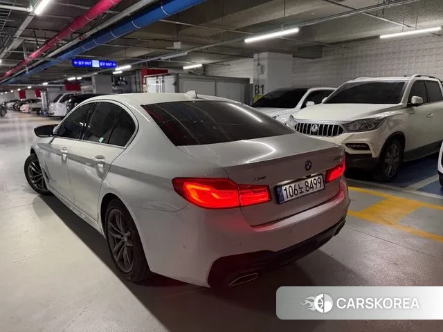 BMW 5 Series (G30) id 3636412 из Кореи 12