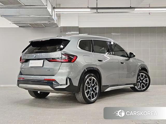 BMW iX1 id 4306894 из Китая 10