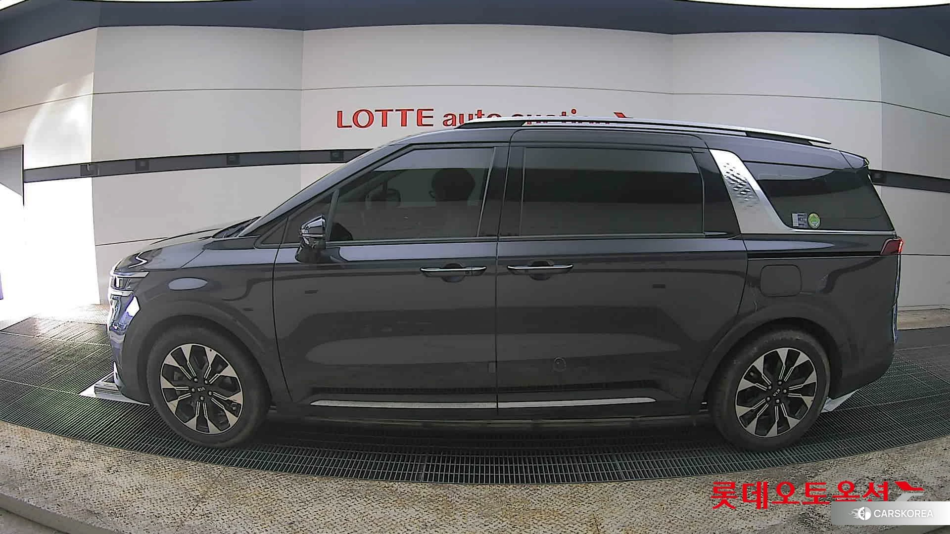 Kia Carnival id 3888403 из Кореи 34