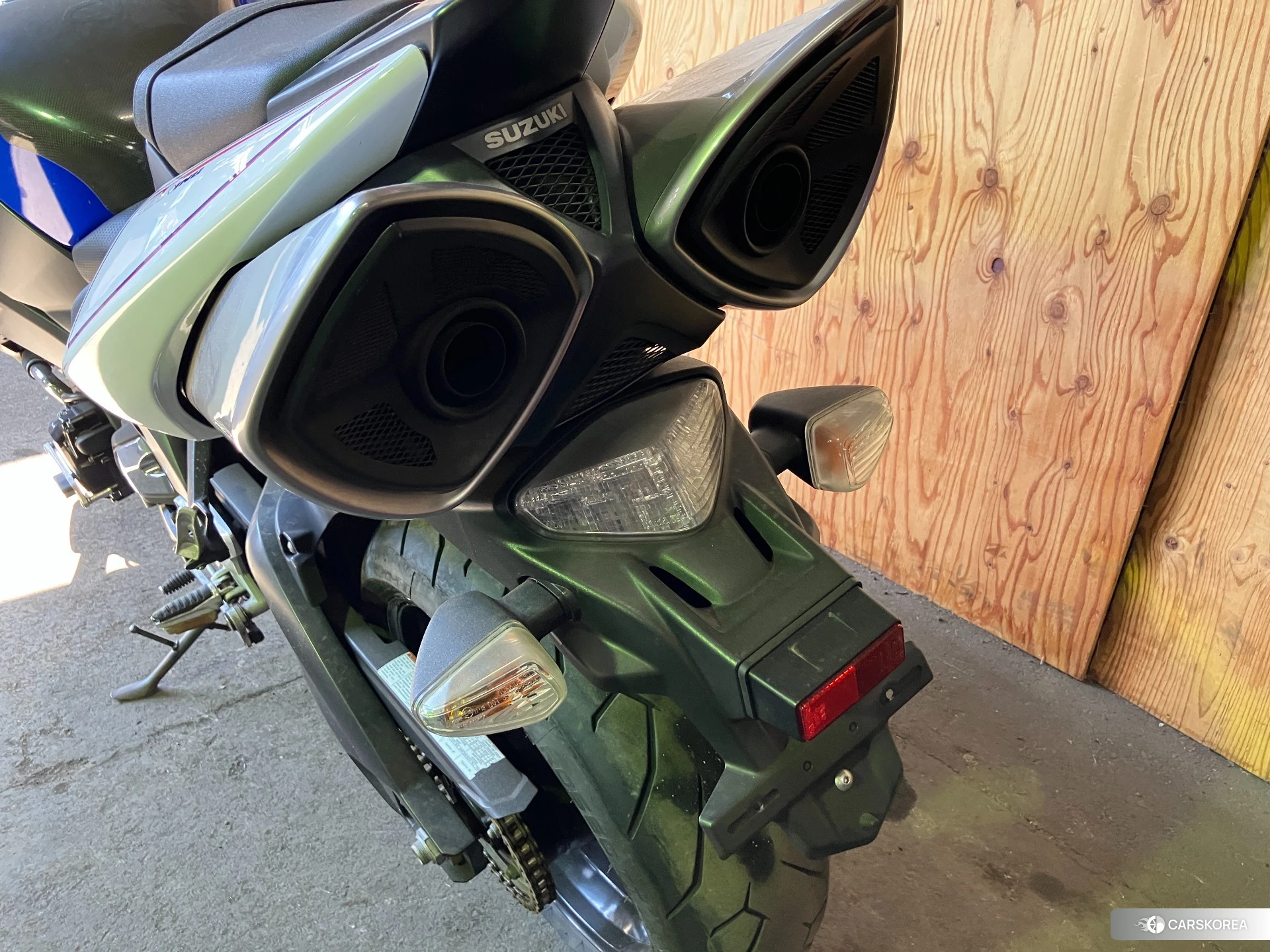 Suzuki GSX 1300 BK (B-KING) id 3947798 из Японии 12