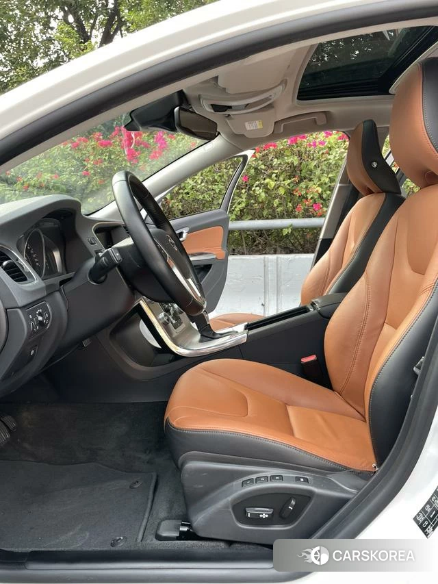 Volvo S60 id 4227908 из Китая 11