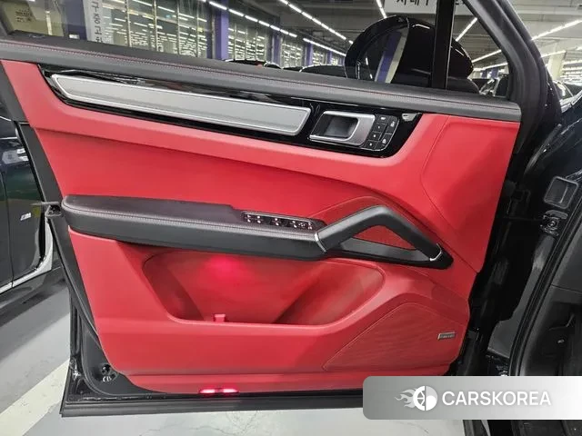 Porsche Cayenne (PO536) id 2984573 из Кореи 14