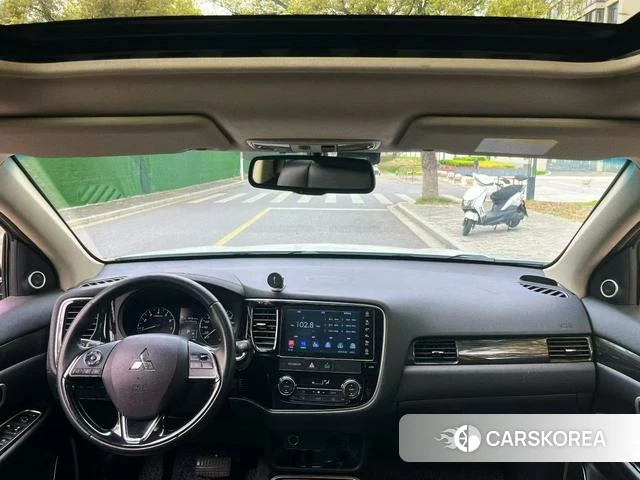 Mitsubishi  Outlander id 4241887 из Китая 7