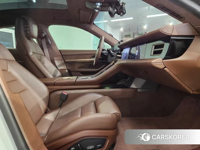 Porsche Taycan id 4456652 из Кореи 9