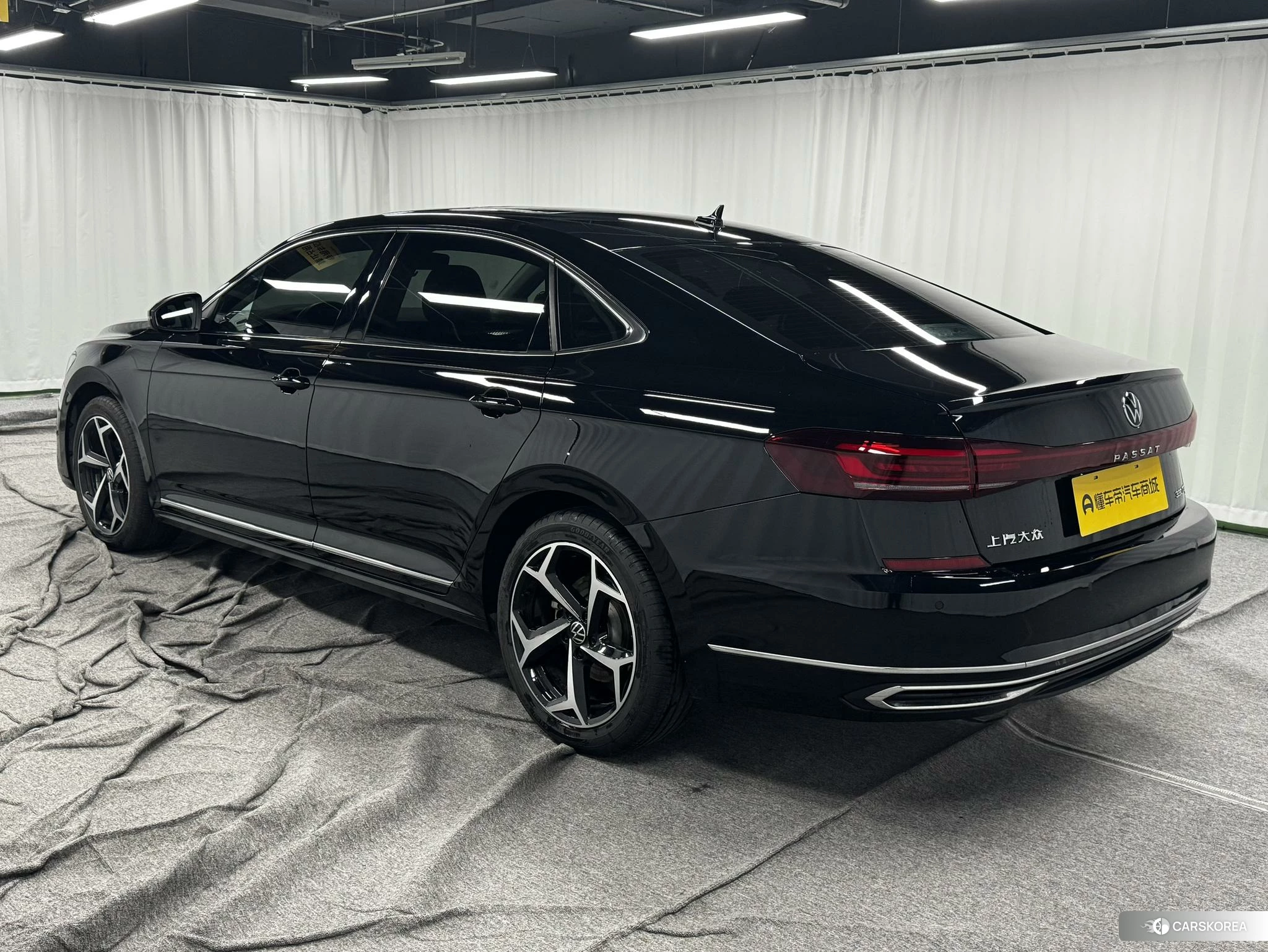 Volkswagen Passat id 4512519 из Китая 17