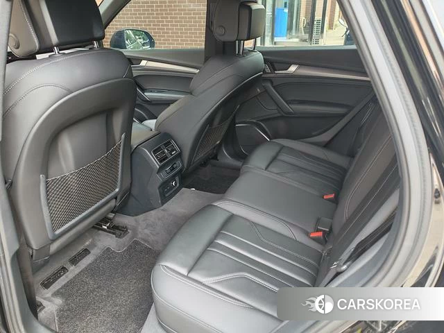 Audi Q5L id 4300060 из Китая 9
