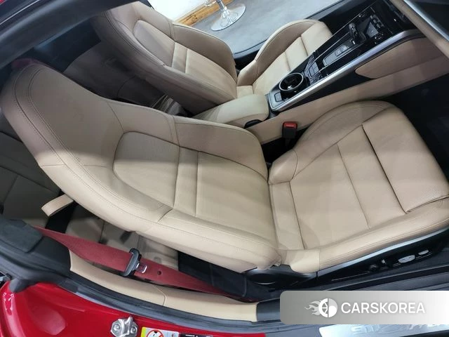Porsche 911(992) id 4345061 из Кореи 9
