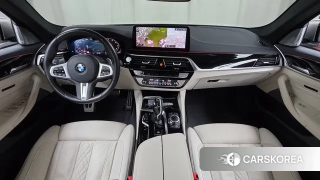 BMW 5 Series (G30) id 3777218 из Кореи 17