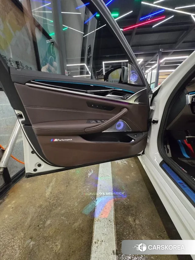 BMW 5 Series (G30) id 2997739 из Кореи 15