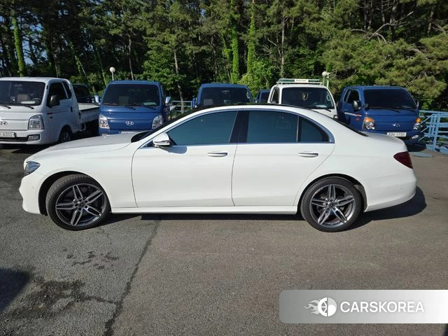 Mercedes-Benz E-Class W213 id 4366404 из Кореи 17
