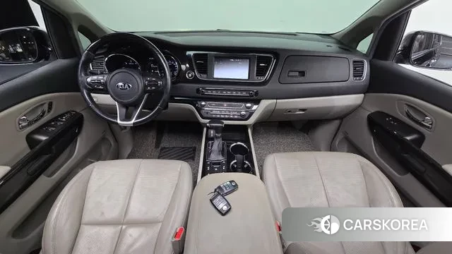 Kia The New Carnival id 3454946 из Кореи 17